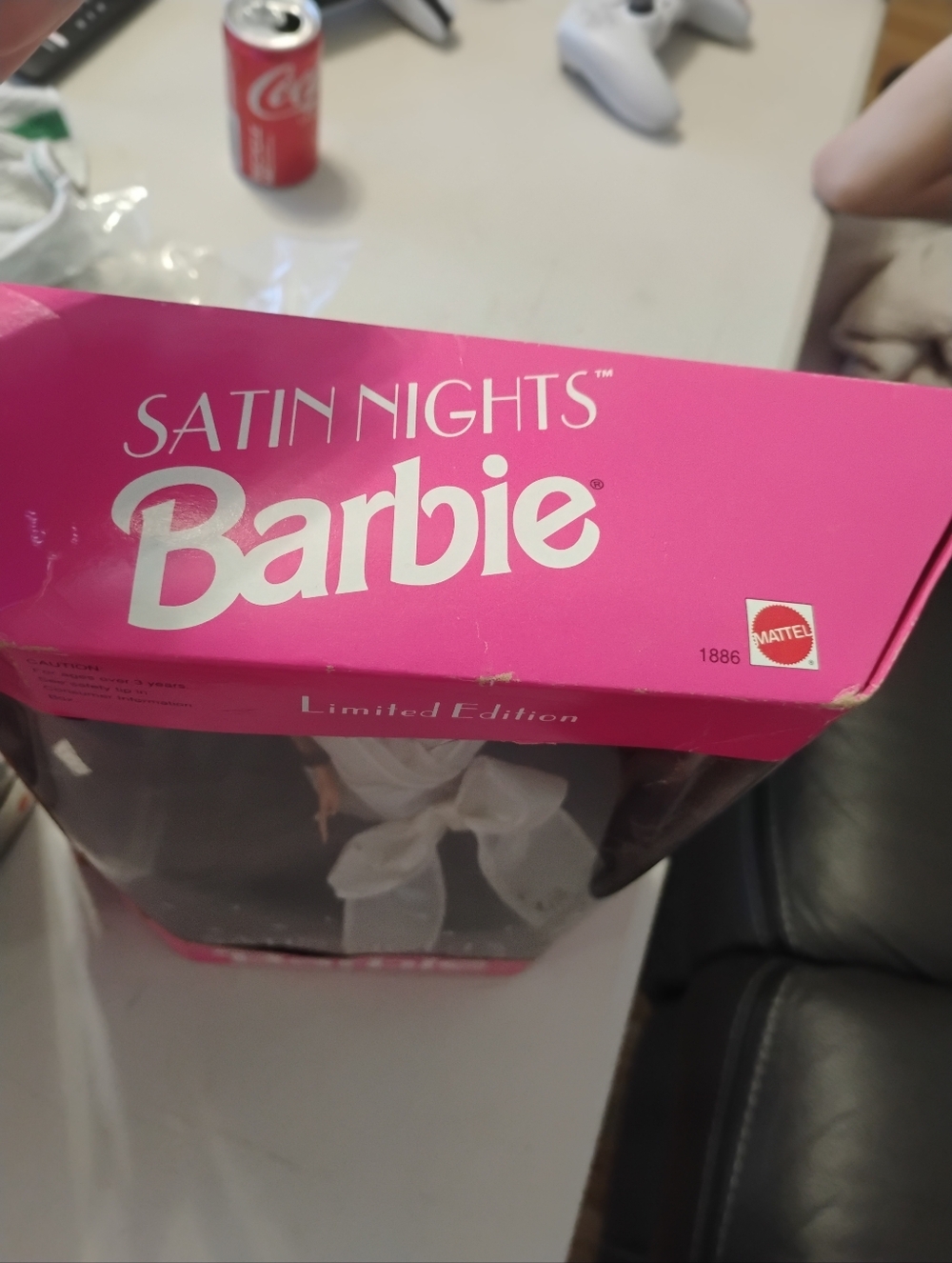 Barbie Collectors Doll - Picture 4 of 12